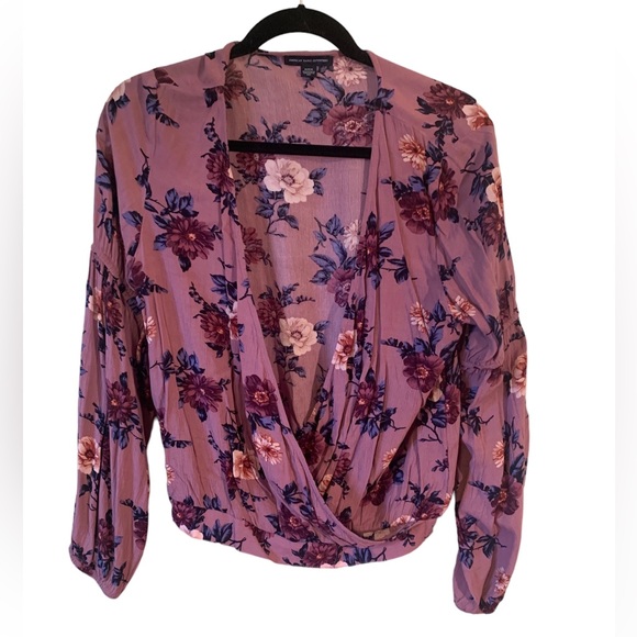 American Eagle Outfitters Floral Print Top Size M - Picture 1 of 8